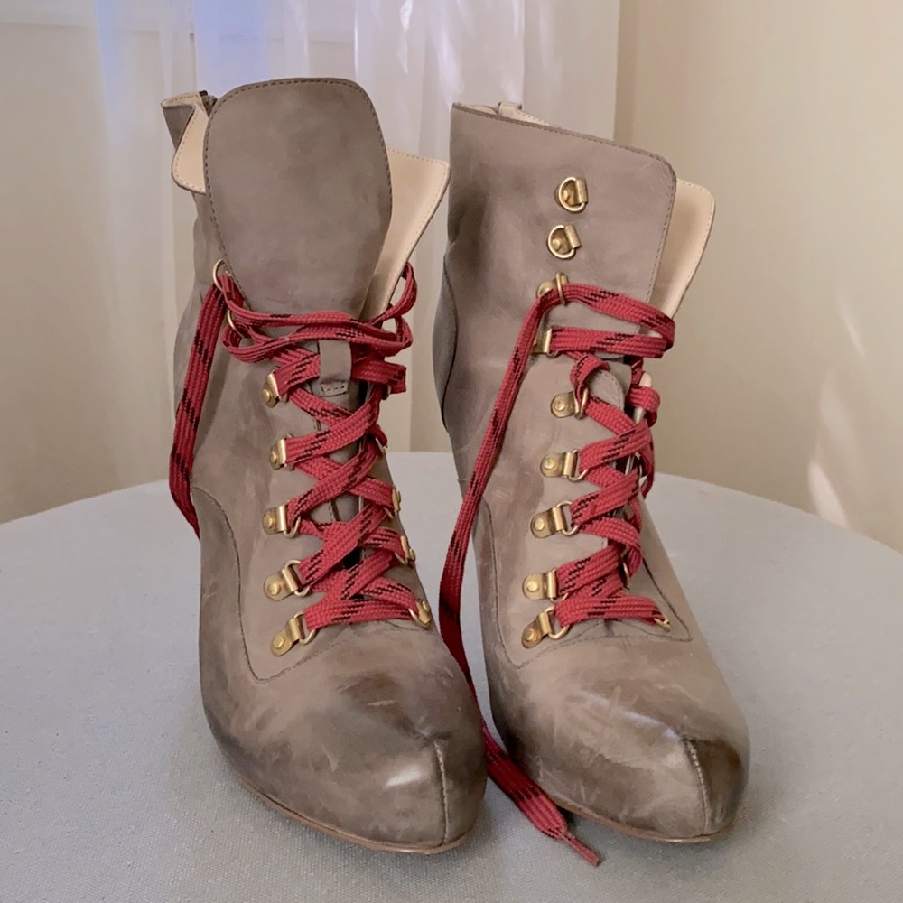 High heeled boots